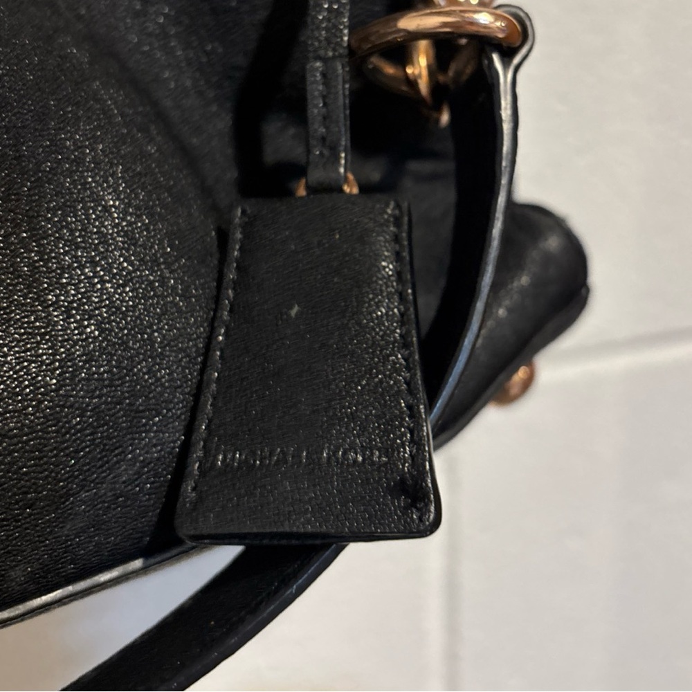Authentic Michael Kors Hamilton Satchel Black Leather Gold Hardware - Picture 5 of 12